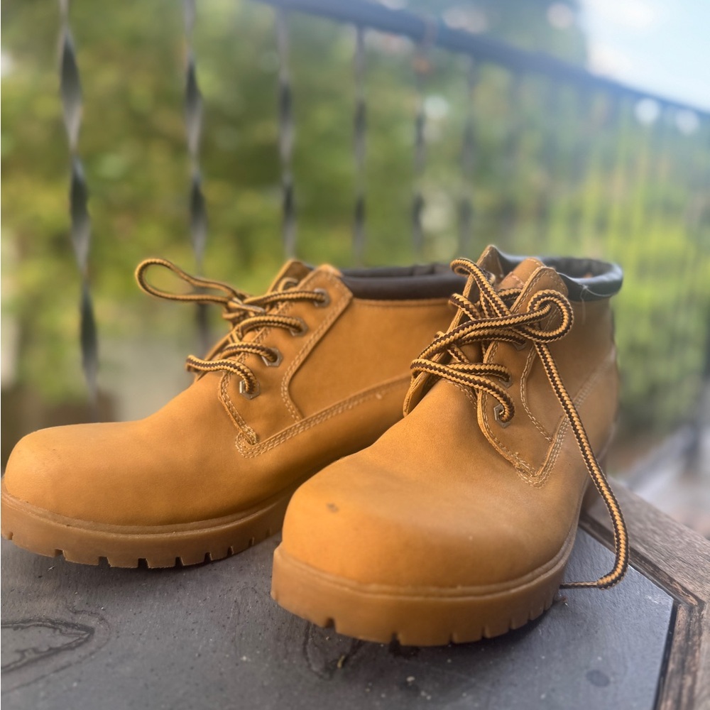 Men’s Size 9 Work Boots